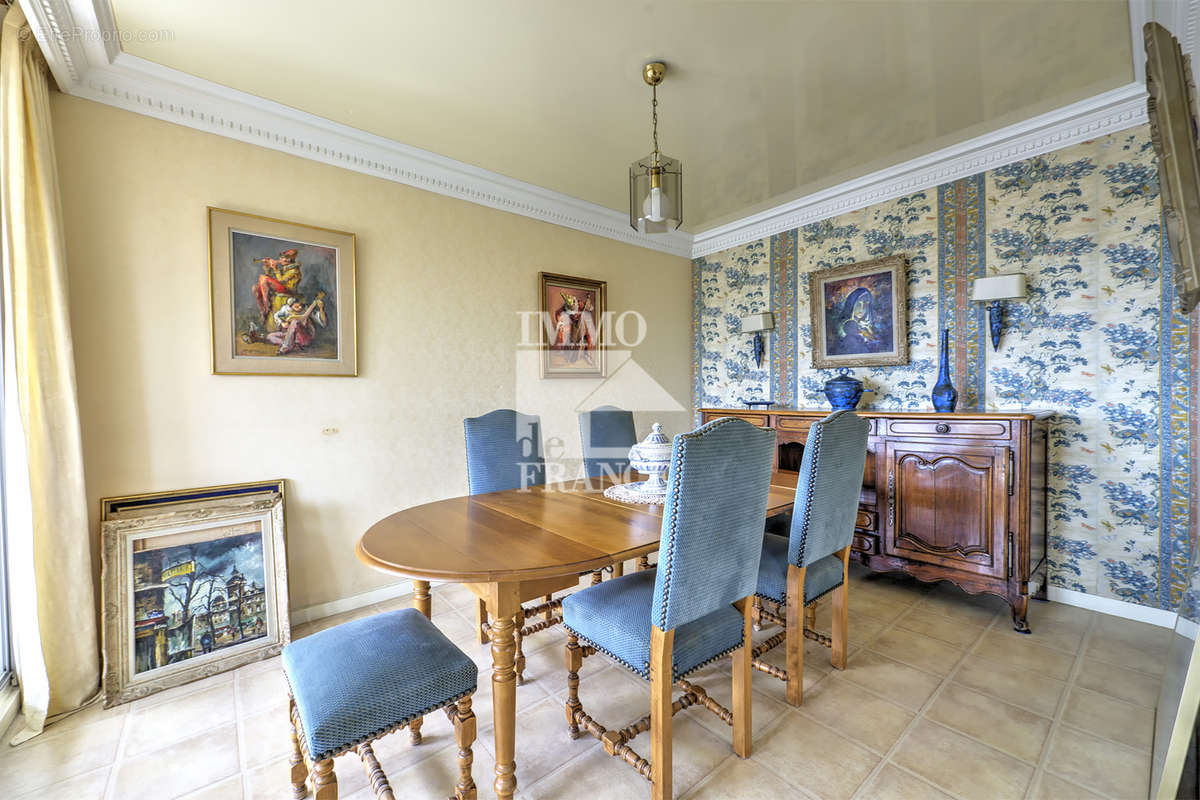 Appartement à LE CHESNAY