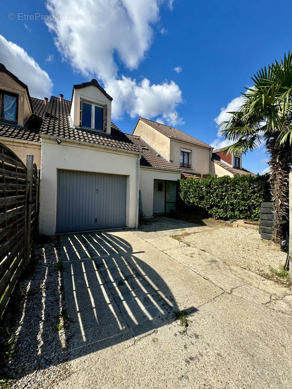 Maison à CHELLES