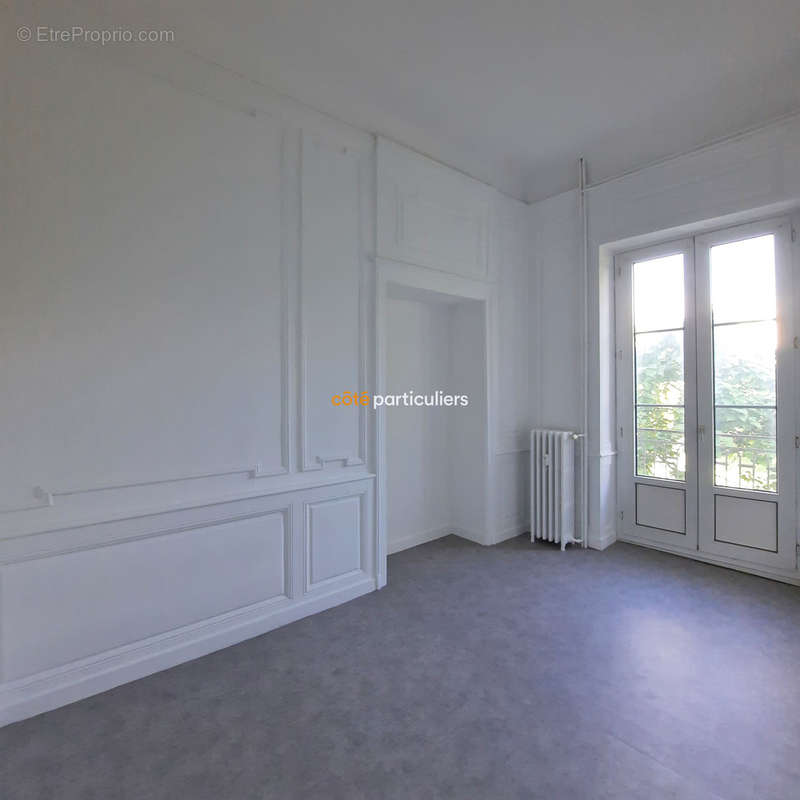 Appartement à VILLETTE-LES-DOLE