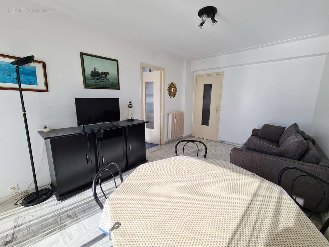 Appartement à ROQUEBRUNE-CAP-MARTIN