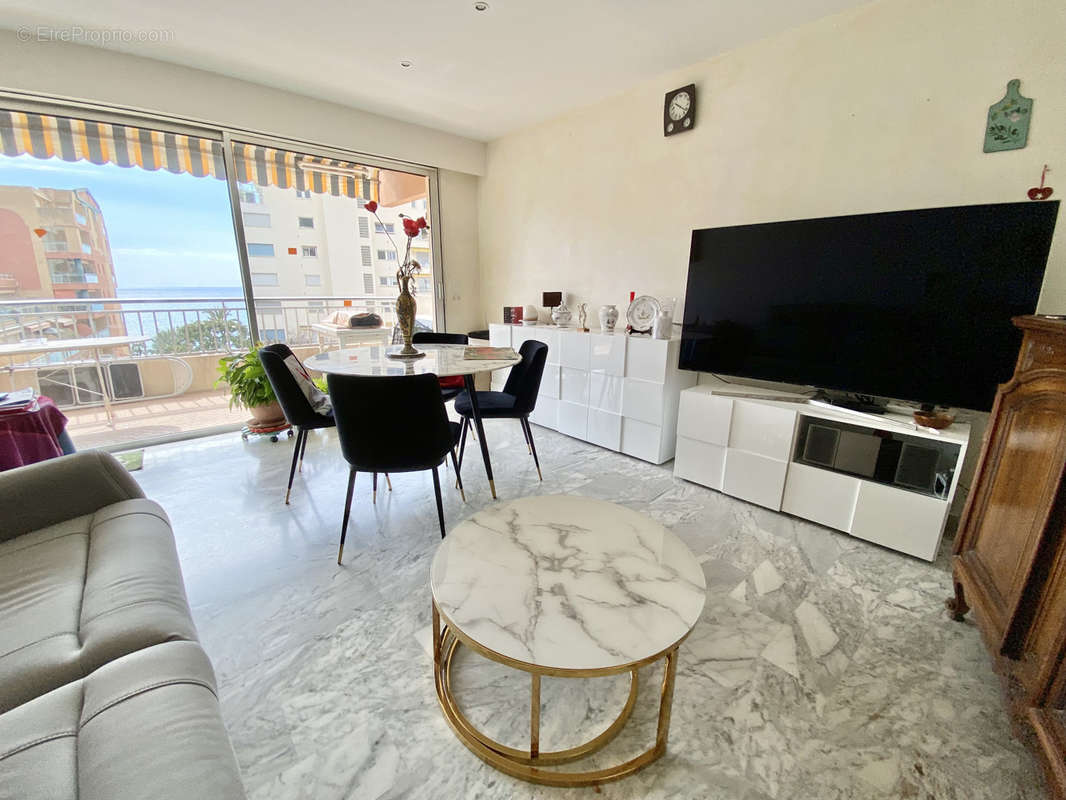 Appartement à ROQUEBRUNE-CAP-MARTIN