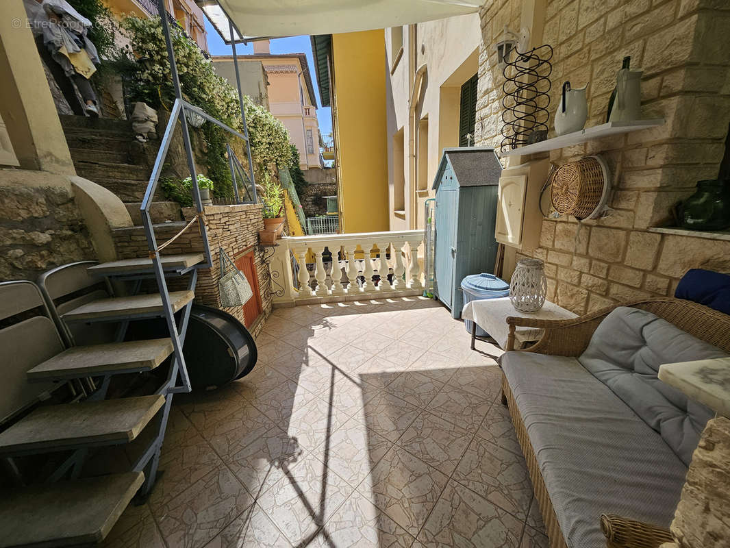 Appartement à MENTON