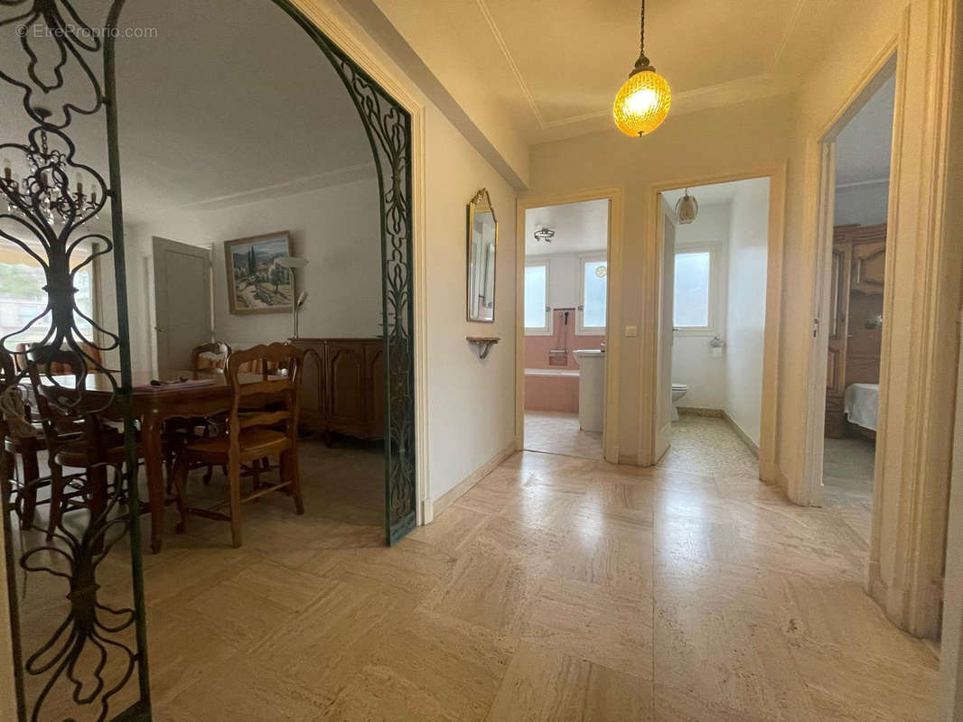 Appartement à ROQUEBRUNE-CAP-MARTIN