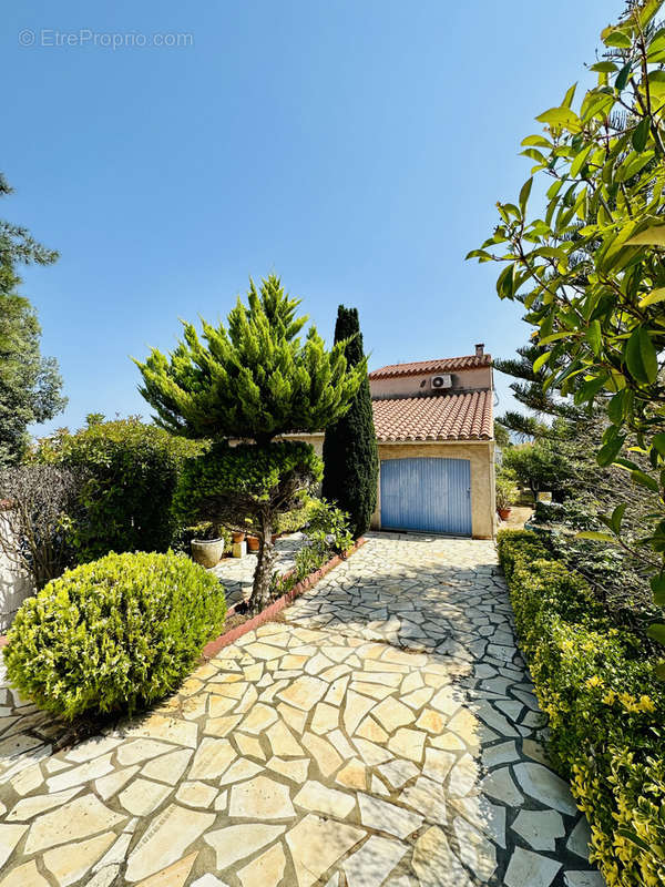 Maison à SAINT-CYPRIEN