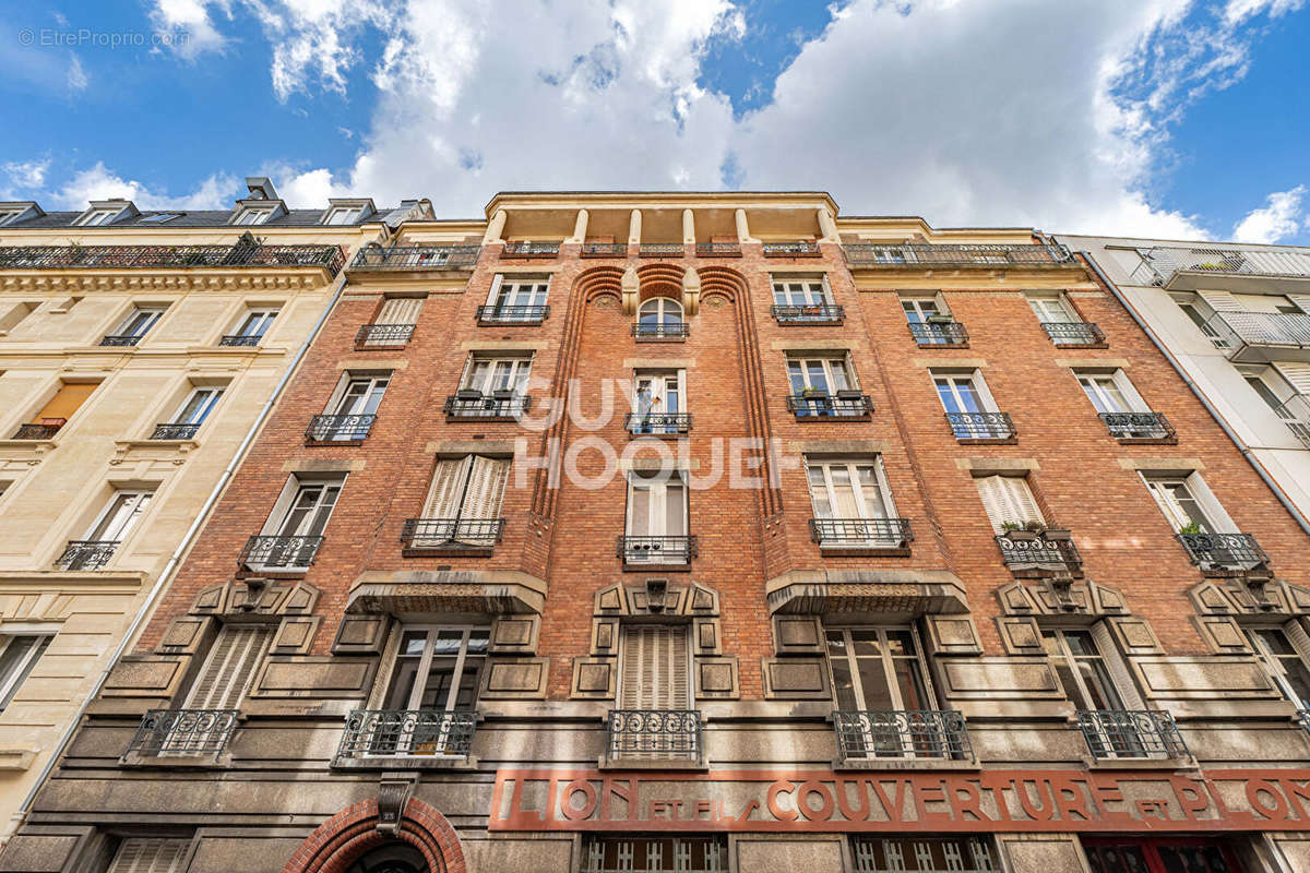 Appartement à PARIS-15E