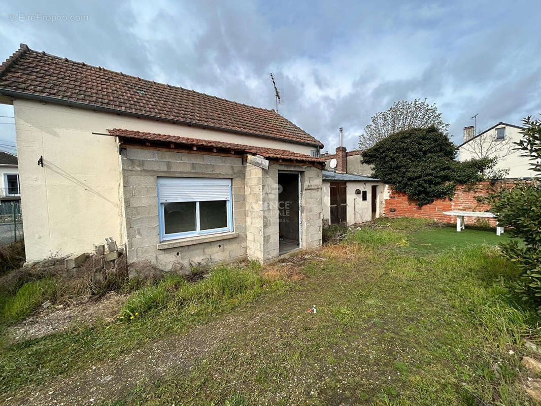 Maison à CARRIERES-SOUS-POISSY