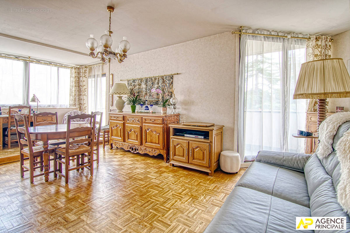 Appartement à SAINT-GERMAIN-EN-LAYE