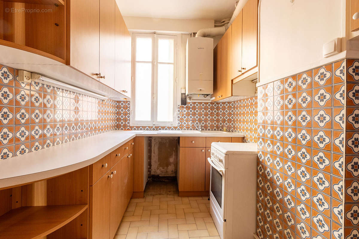 Appartement à PARIS-18E