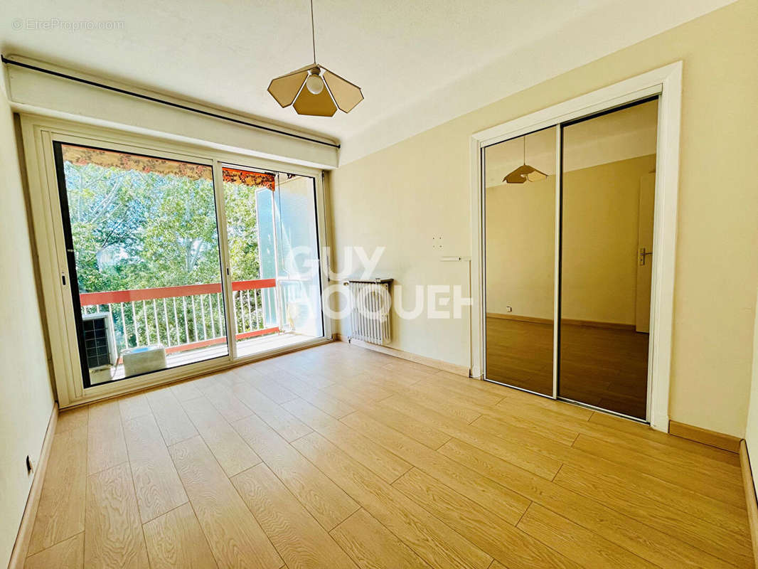 Appartement à MARSEILLE-12E