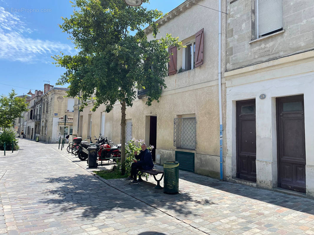 Appartement à BORDEAUX