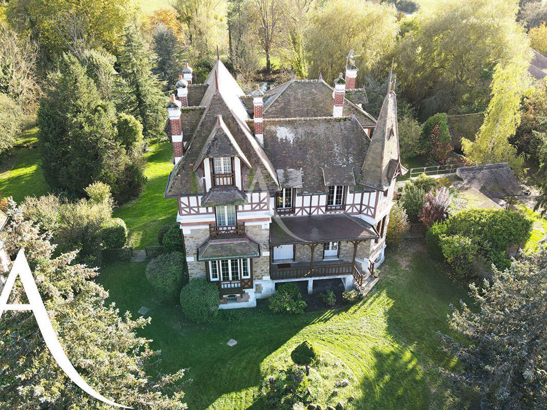 Maison à DOURDAN