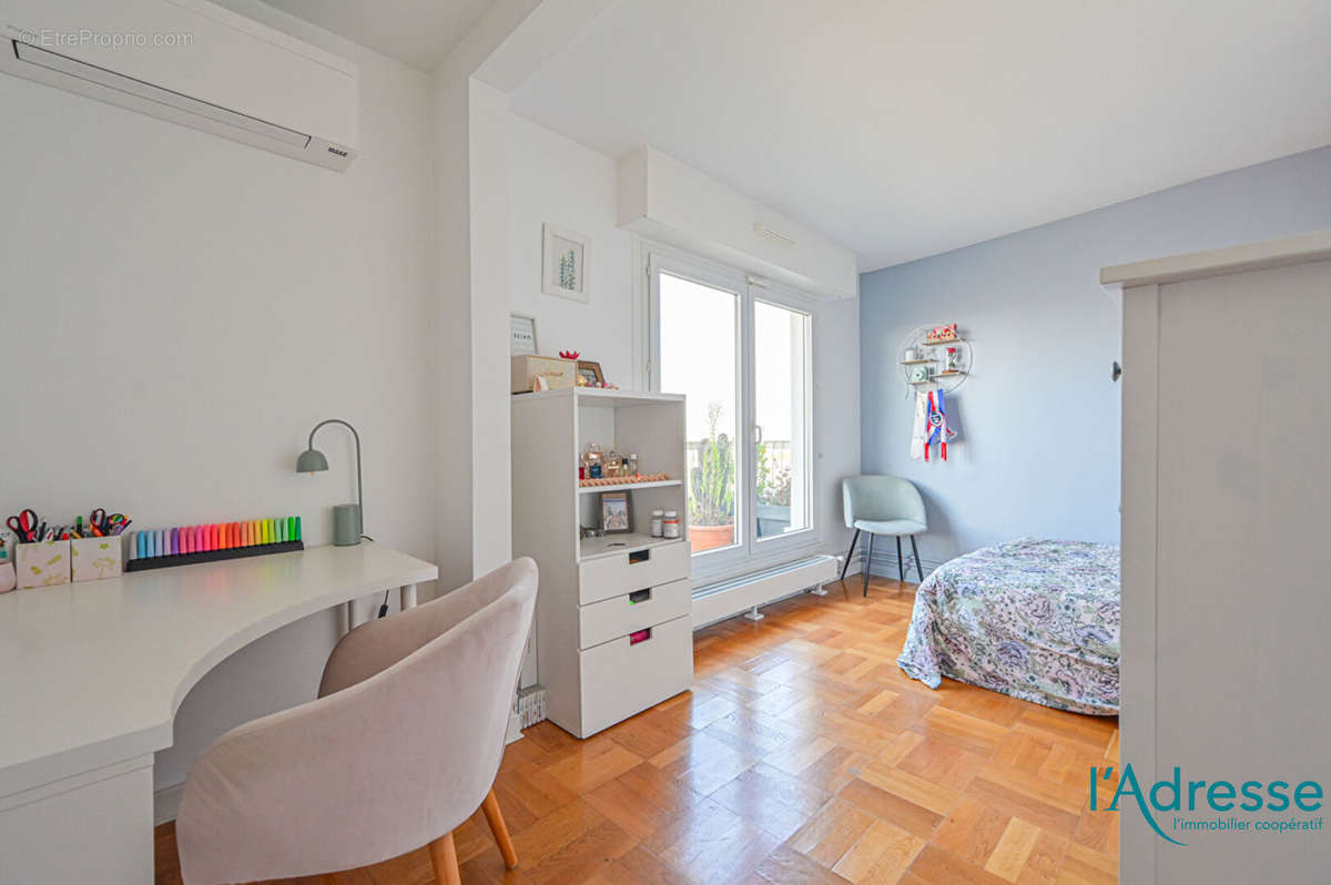 Appartement à PARIS-12E