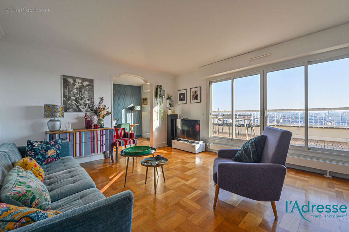 Appartement à PARIS-12E