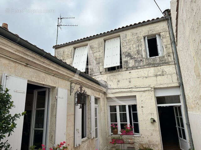 Maison à ROCHEFORT