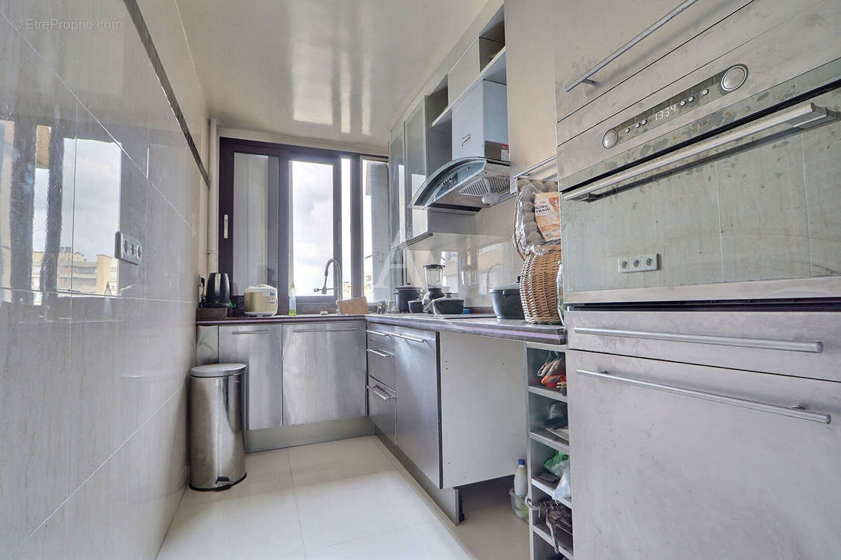 Appartement à AUBERVILLIERS