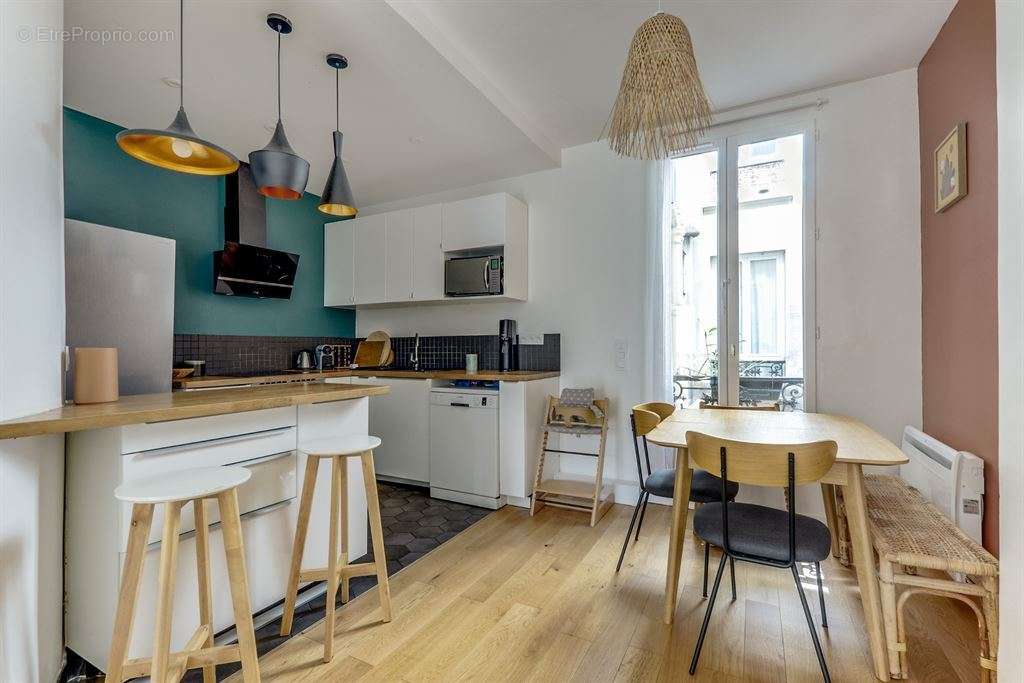 Appartement à PARIS-12E