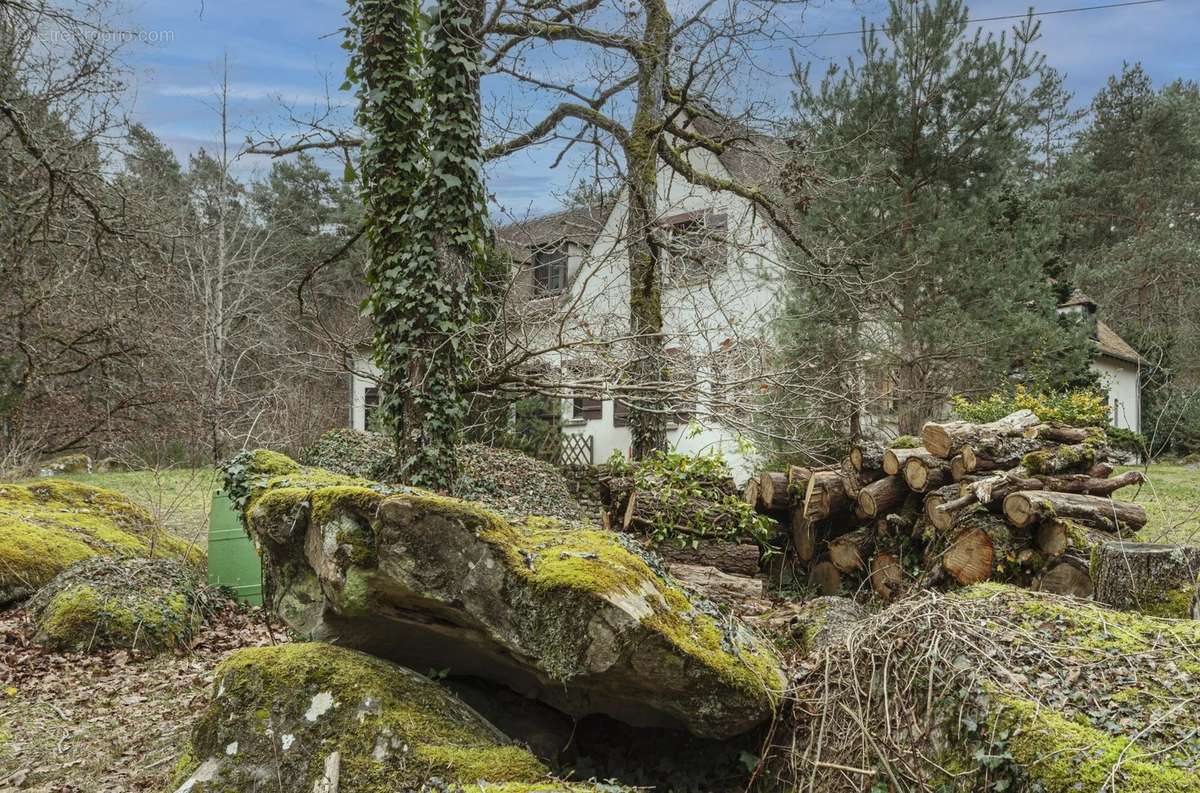 Maison à FONTAINEBLEAU