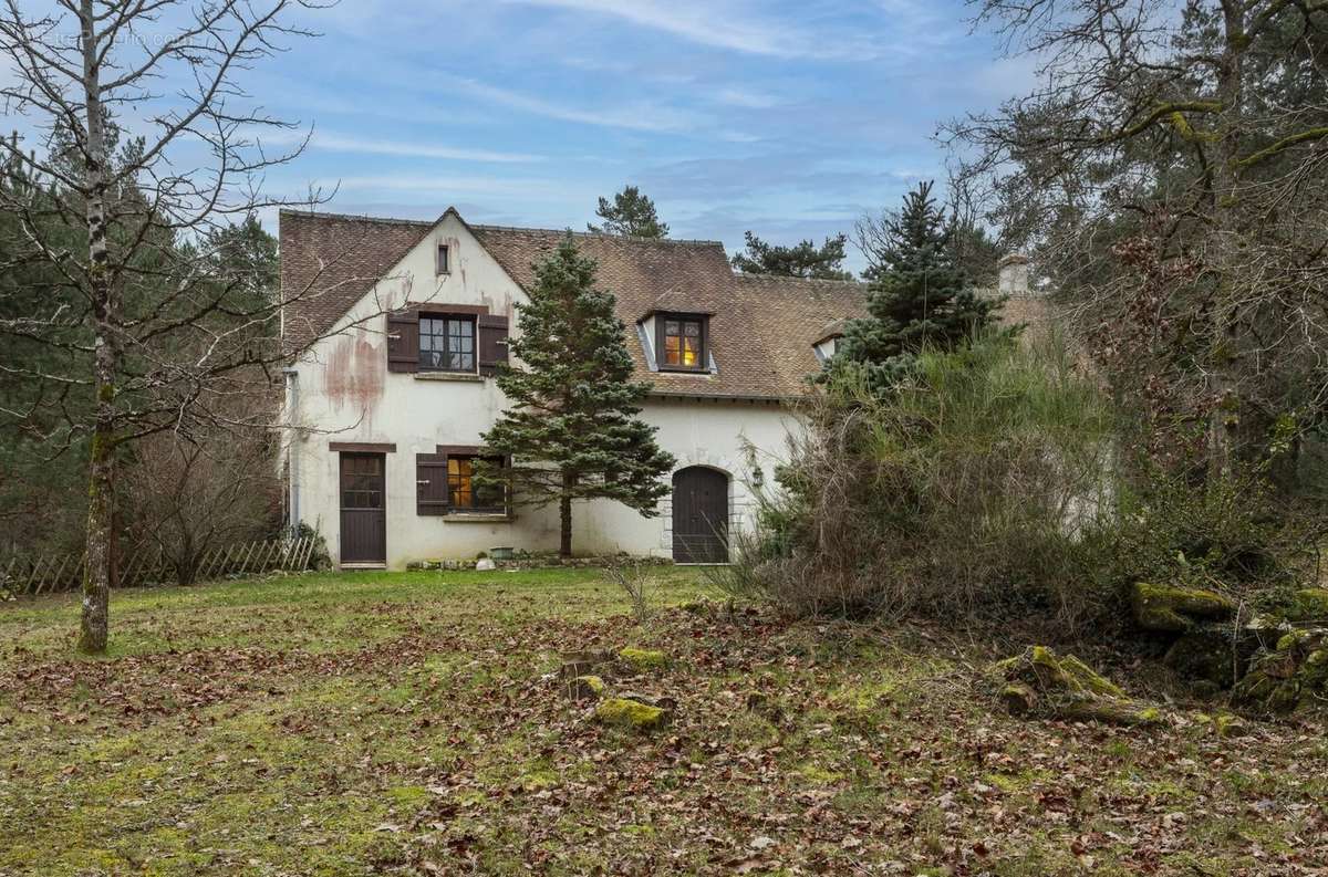 Maison à FONTAINEBLEAU