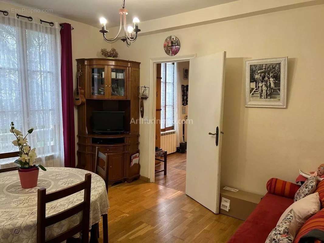 Appartement à VILLENEUVE-SAINT-GEORGES