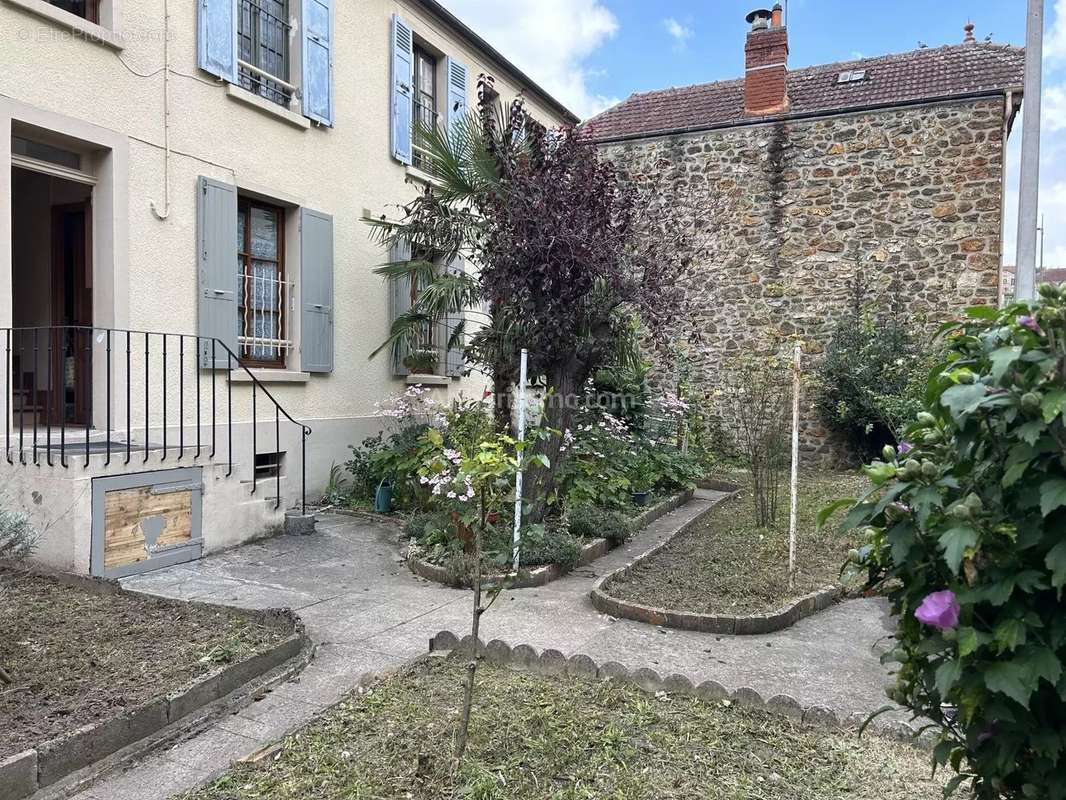 Appartement à VILLENEUVE-SAINT-GEORGES