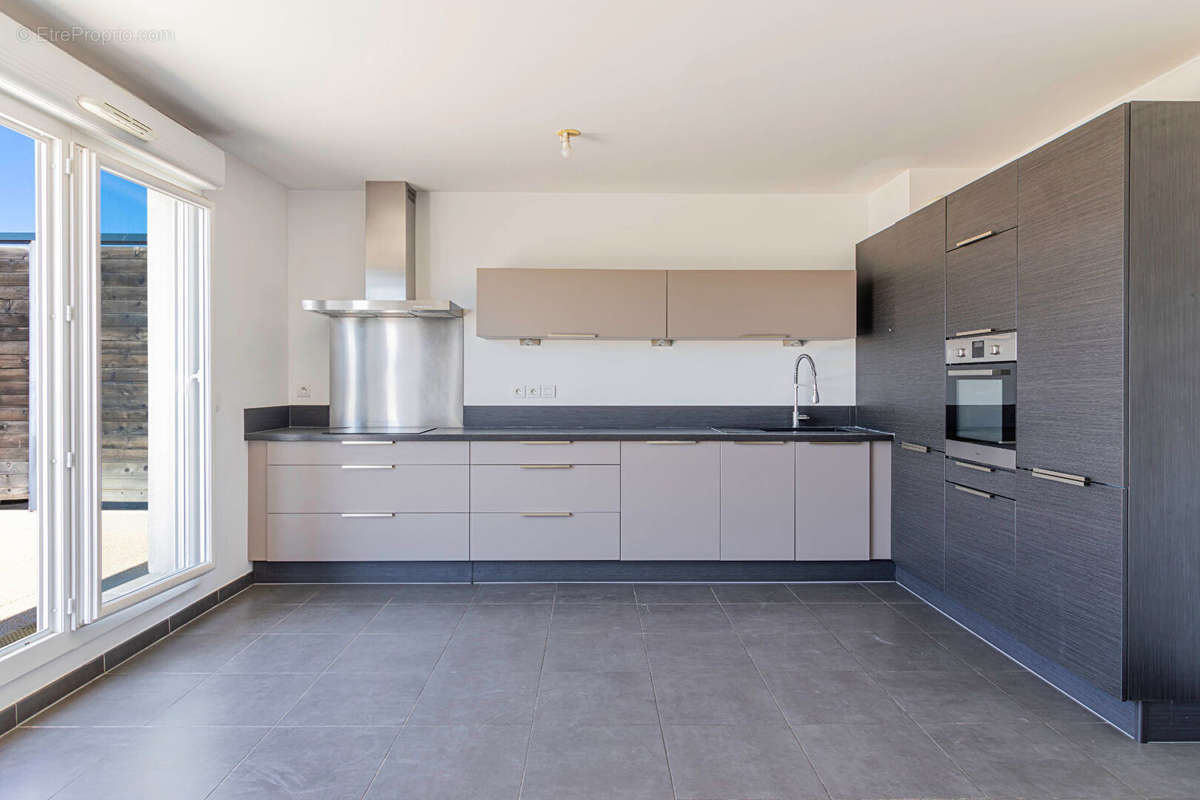 Appartement à MARSEILLE-10E