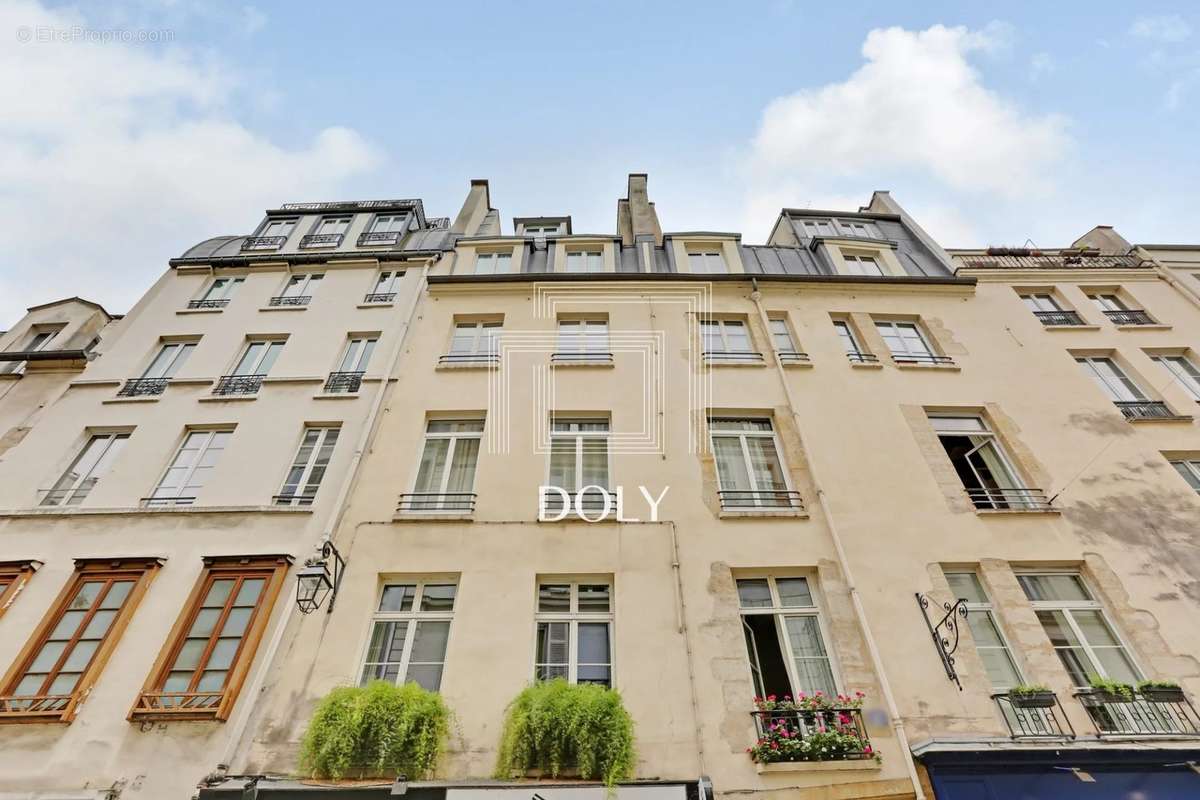 Appartement à PARIS-6E