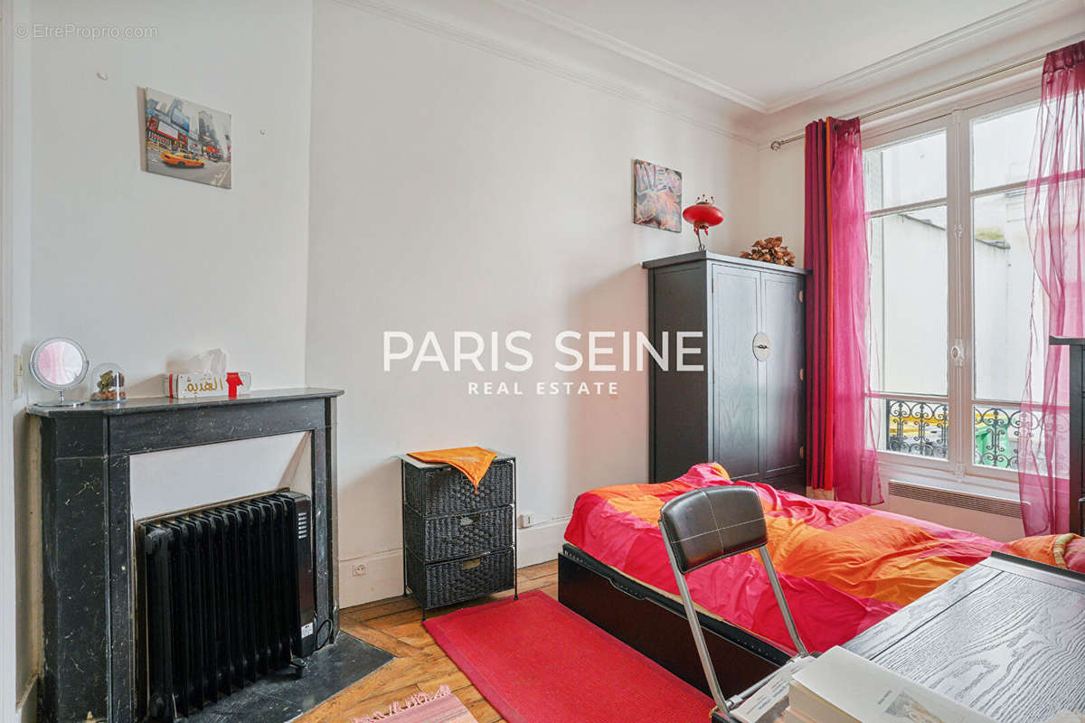 Appartement à PARIS-6E