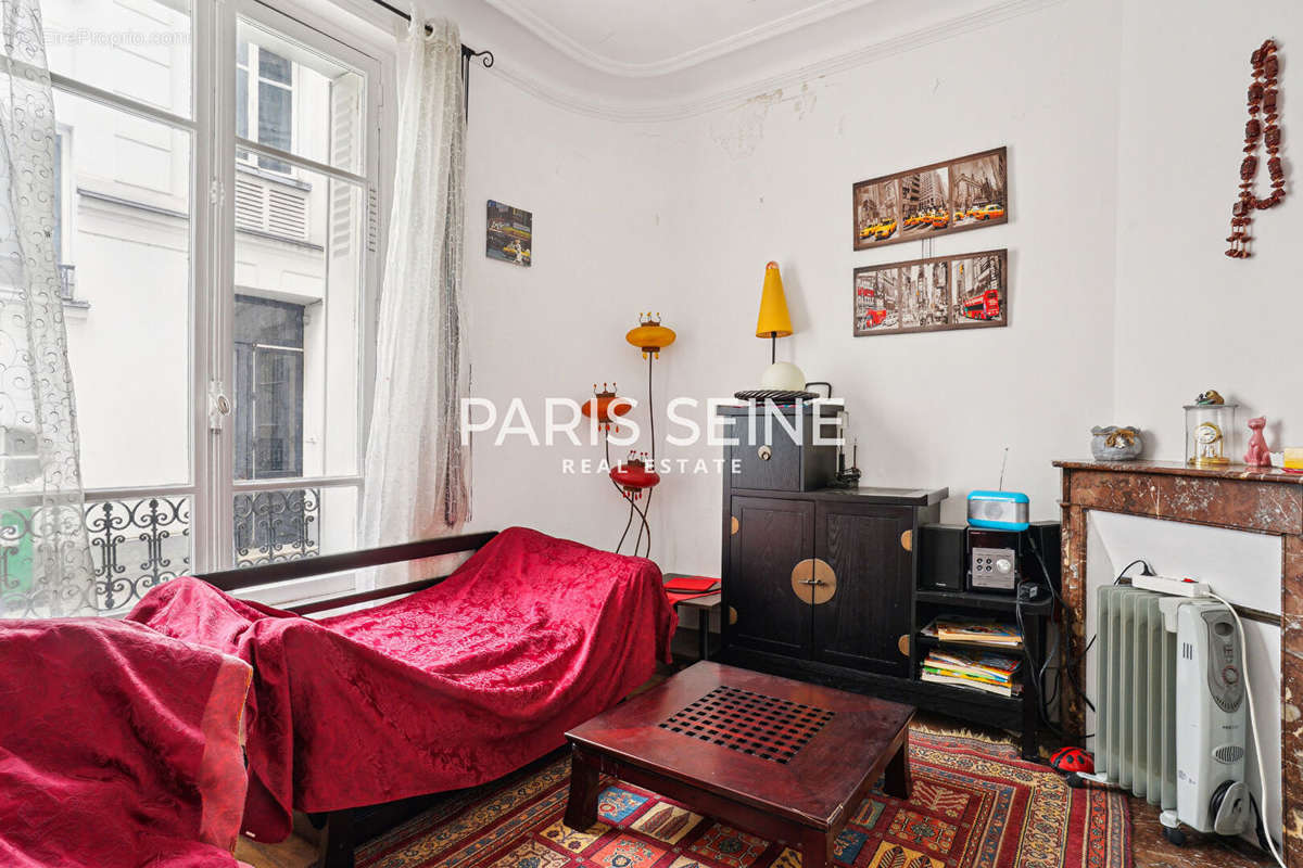 Appartement à PARIS-6E