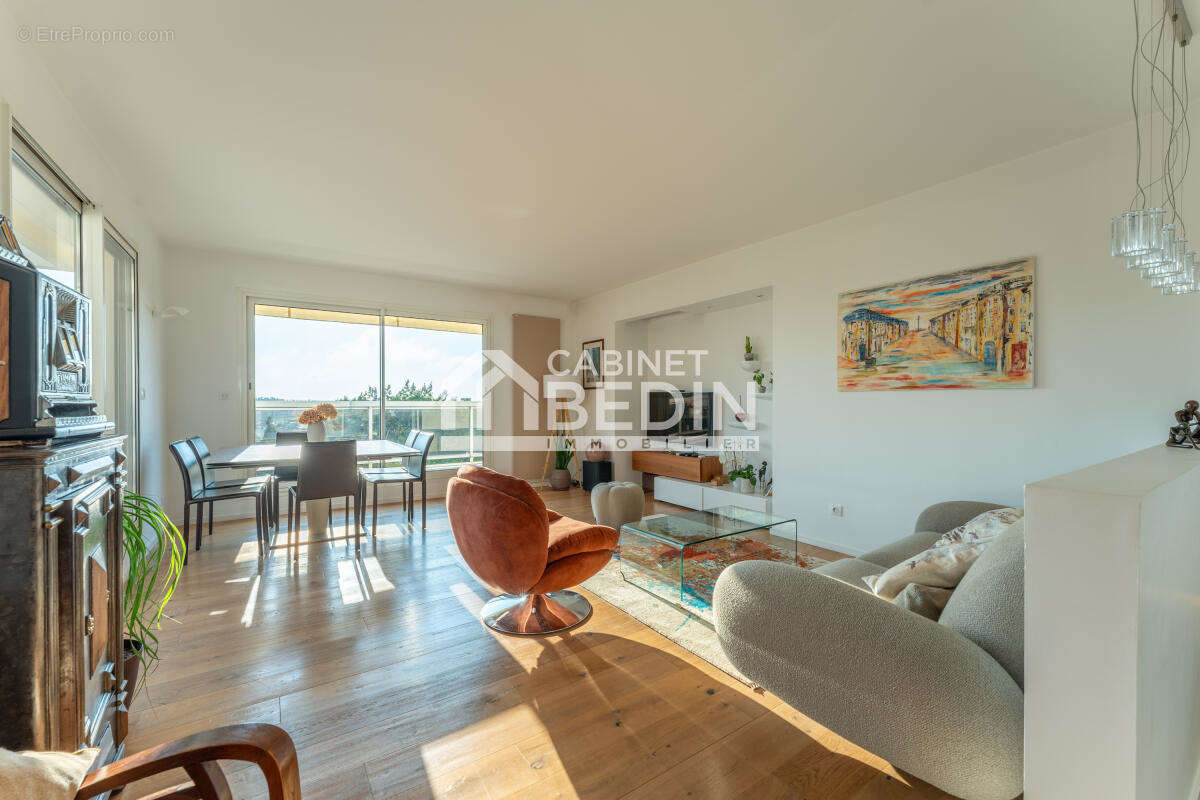 Appartement à BORDEAUX