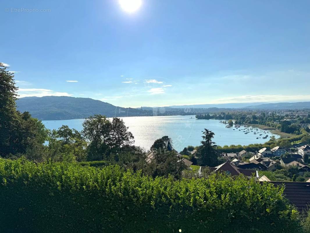 Appartement à ANNECY-LE-VIEUX