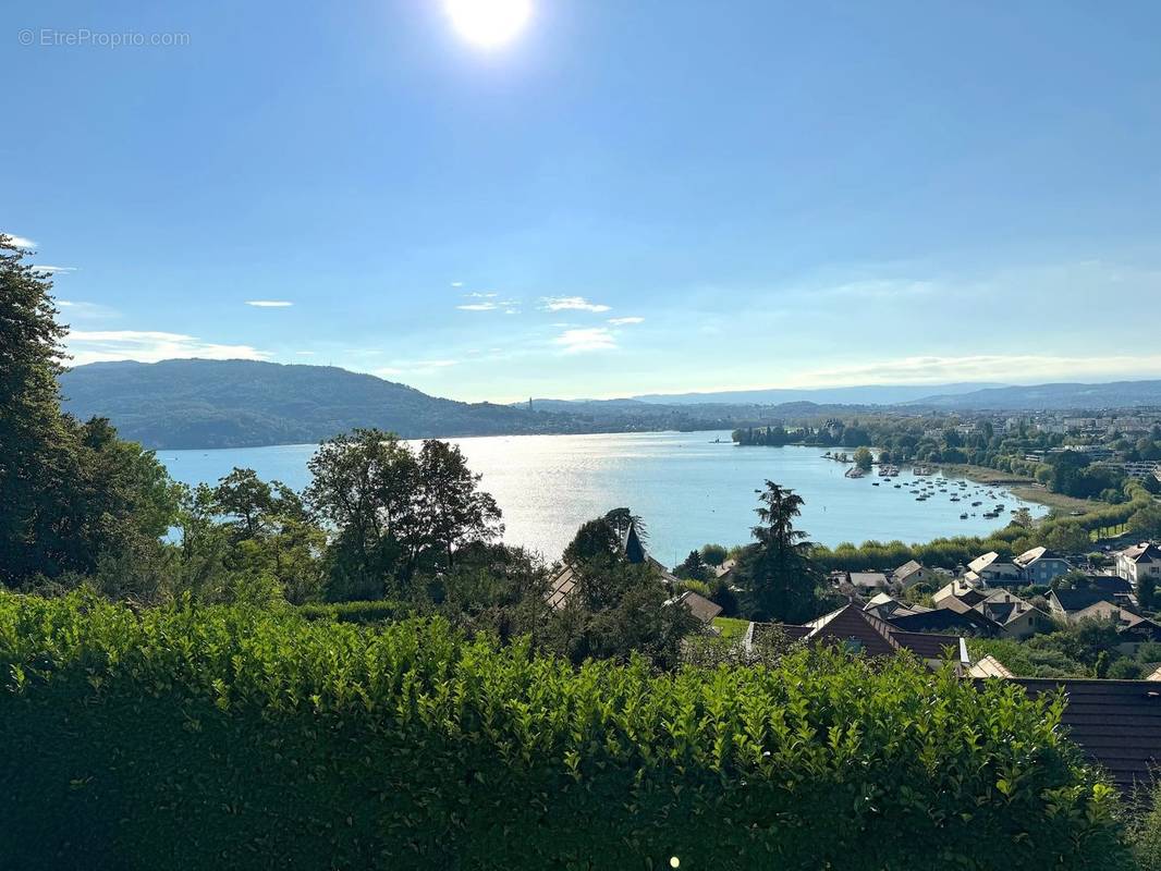 Appartement à ANNECY-LE-VIEUX