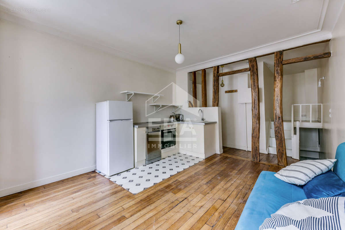 Appartement à PARIS-17E