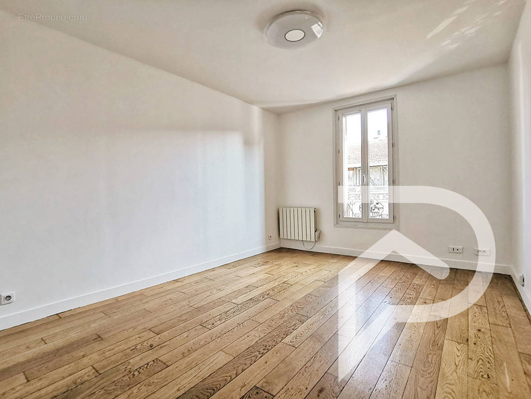 Appartement à IVRY-SUR-SEINE