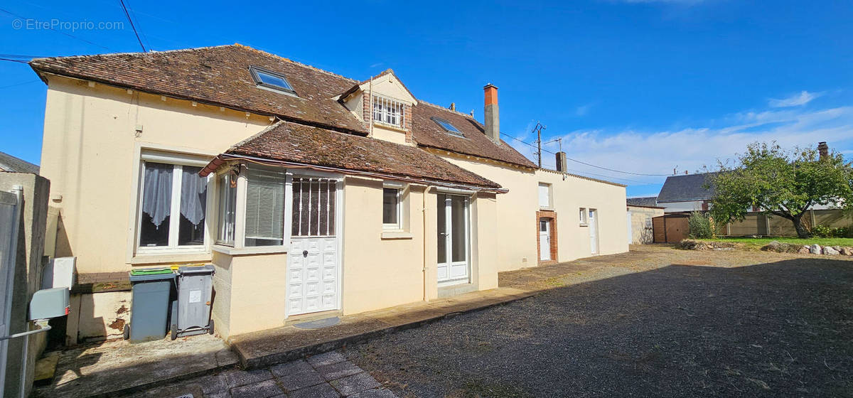 Maison à BONNEVAL