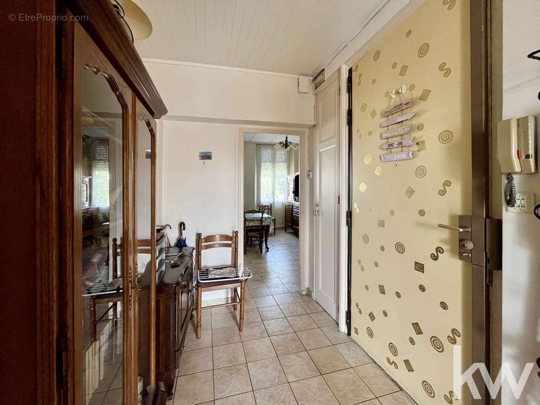 Appartement à MARSEILLE-9E