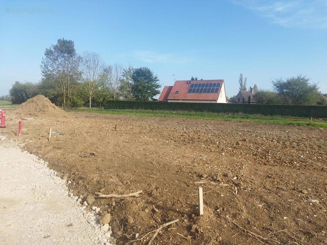 Terrain à BEAUNE