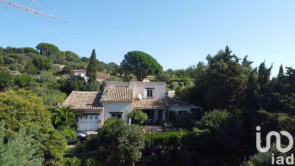 Photo 2 - Maison à GRIMAUD