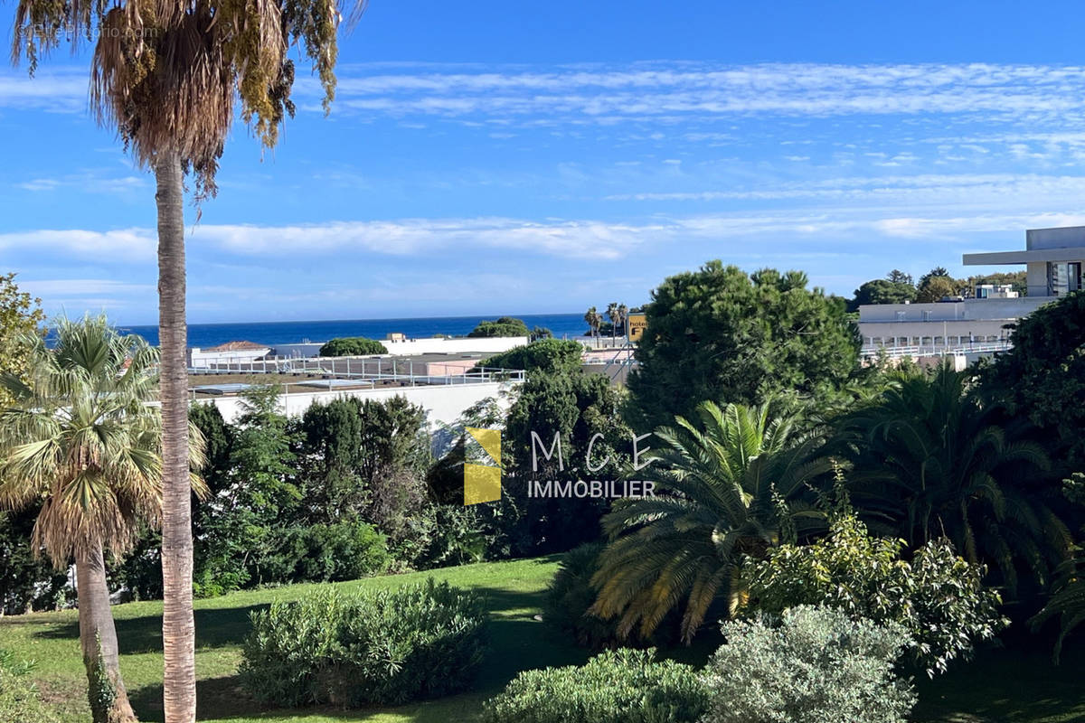 Appartement à VILLENEUVE-LOUBET