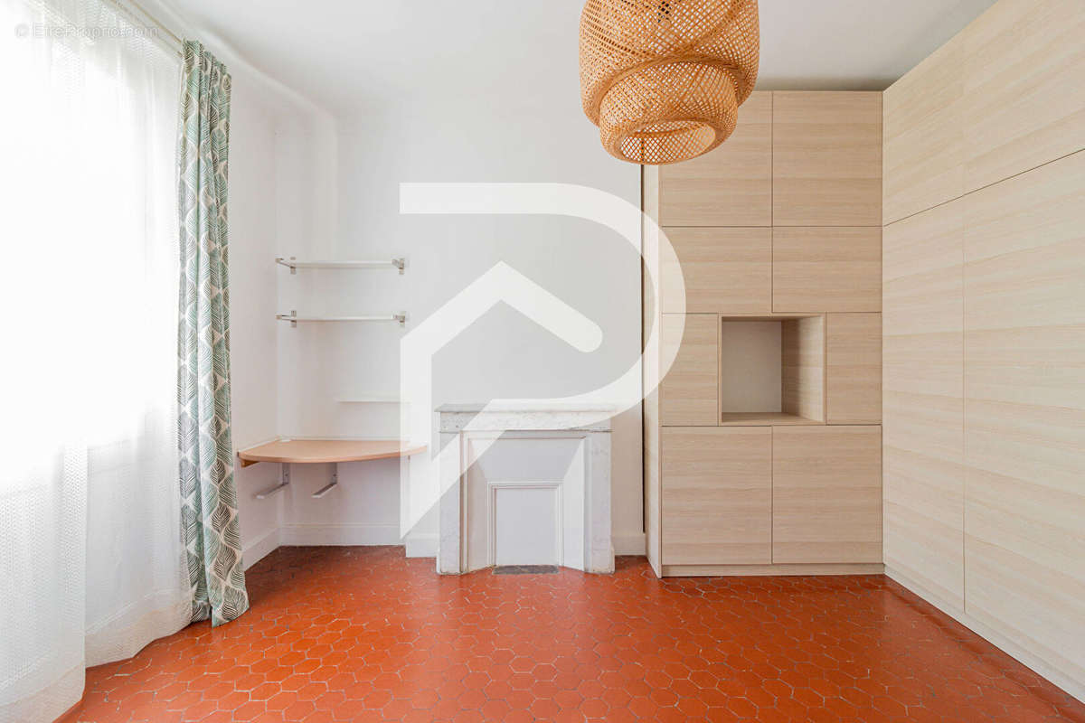 Appartement à MARSEILLE-7E