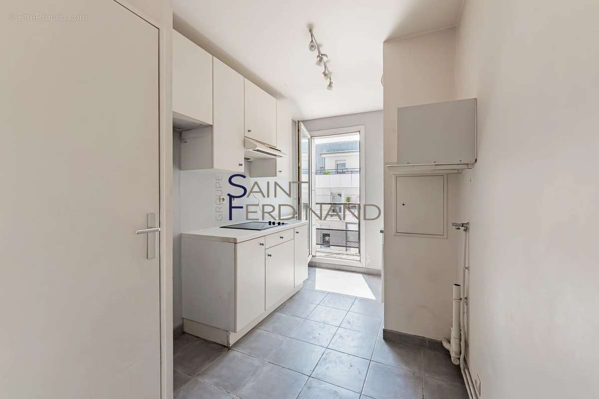 Appartement à LEVALLOIS-PERRET