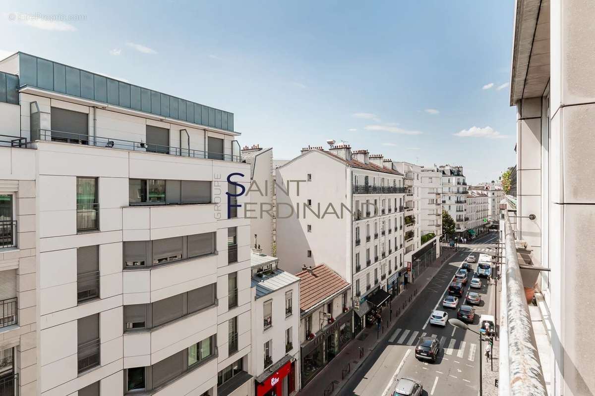 Appartement à LEVALLOIS-PERRET