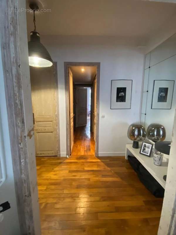 Appartement à PARIS-15E