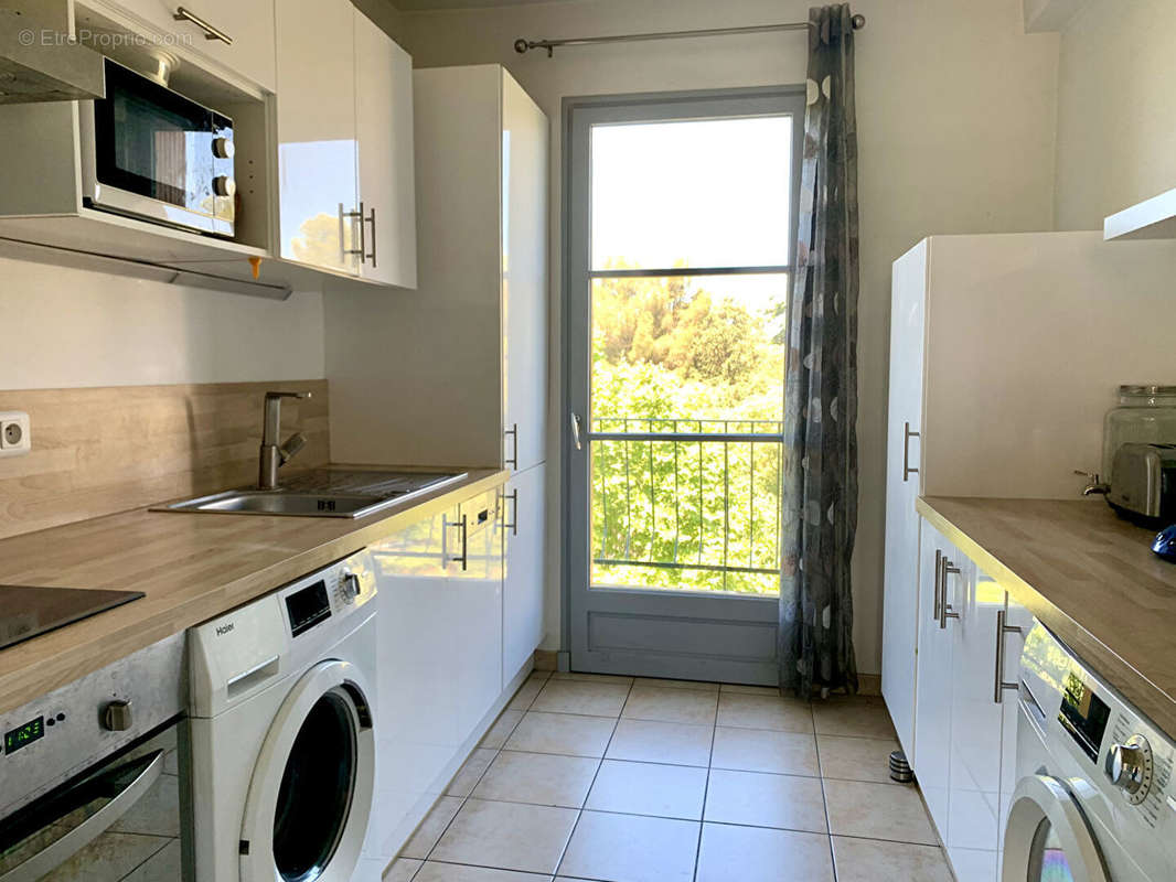 Appartement à MARSEILLE-12E