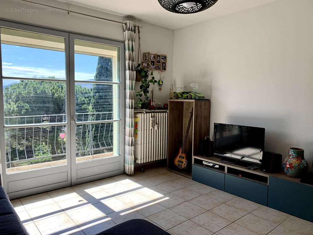 Appartement à MARSEILLE-12E