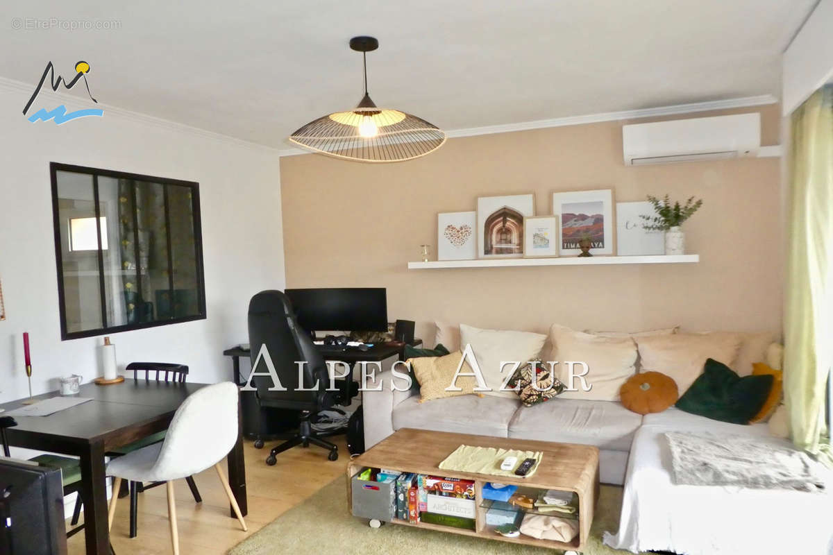 Appartement à CAGNES-SUR-MER