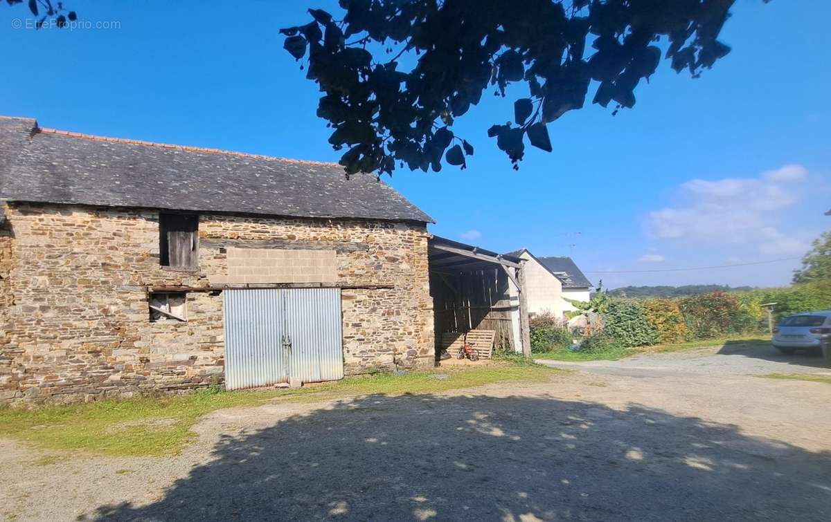 Maison à SAINT-SENOUX