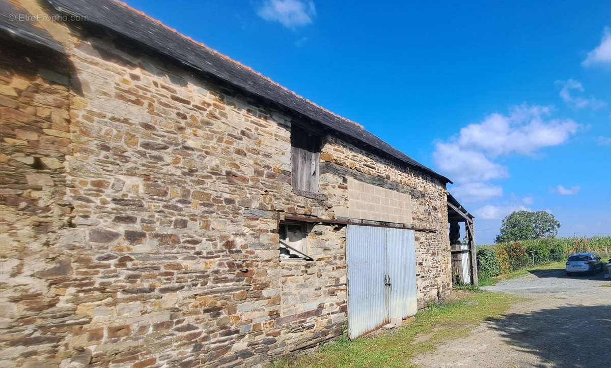 Maison à SAINT-SENOUX