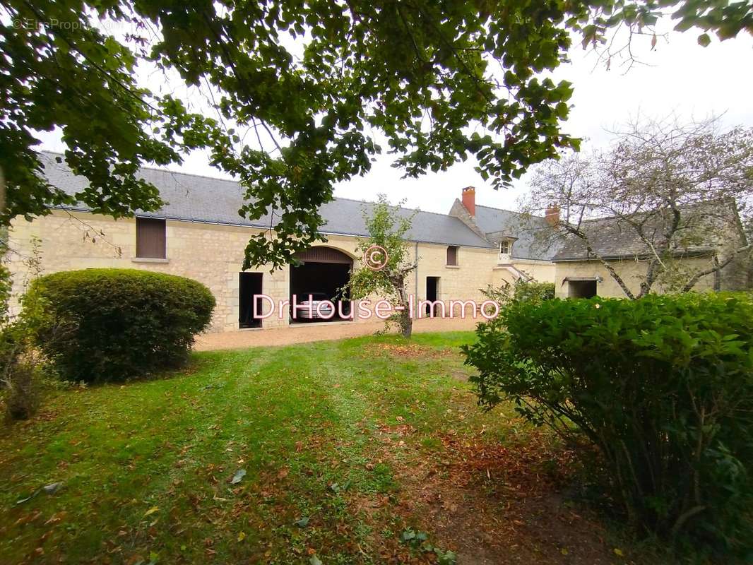 Maison à LA CHAPELLE-SUR-LOIRE