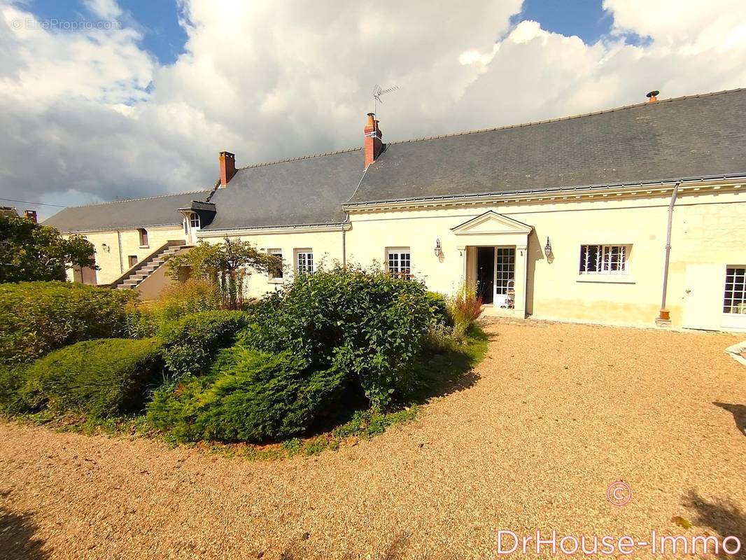 Maison à LA CHAPELLE-SUR-LOIRE