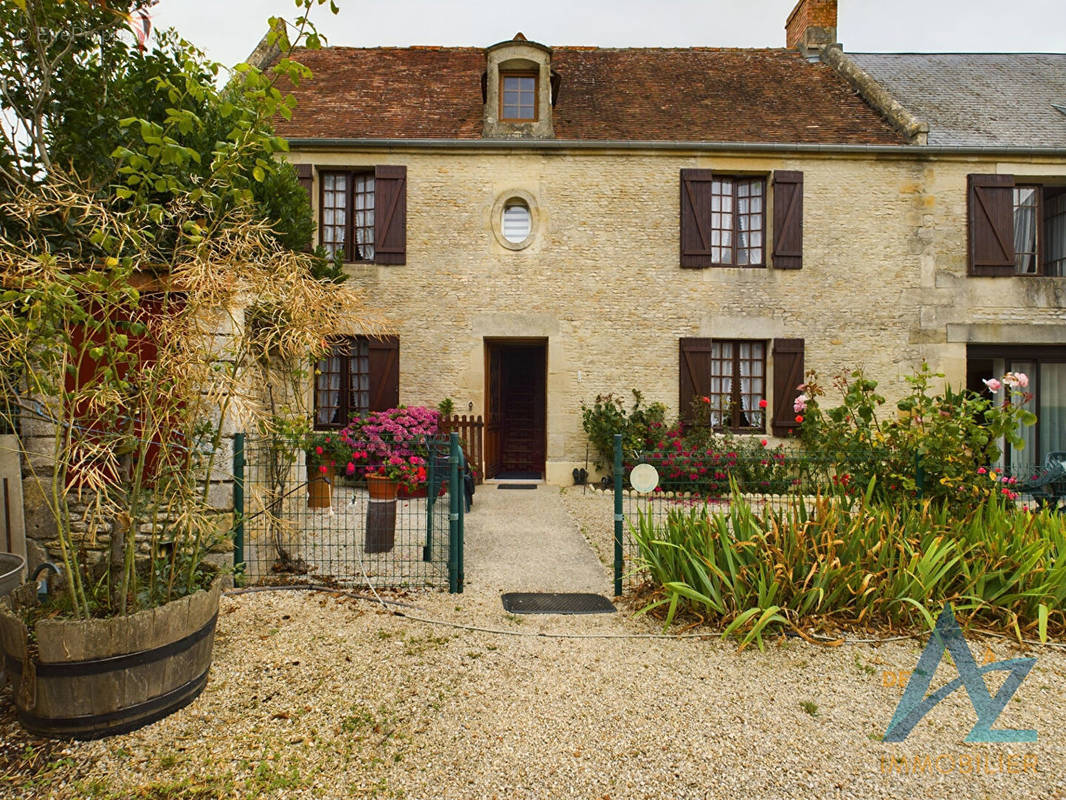 Maison à AMFREVILLE